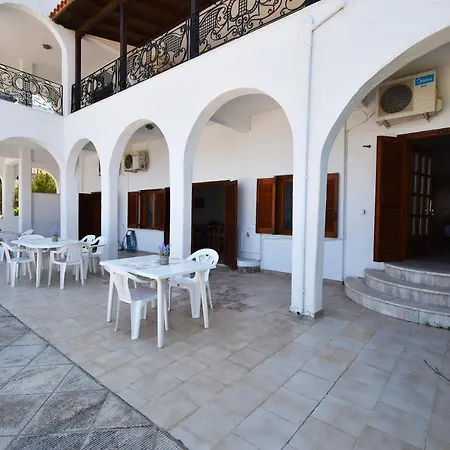 Zea Sea View Apartments, * אפיטוס